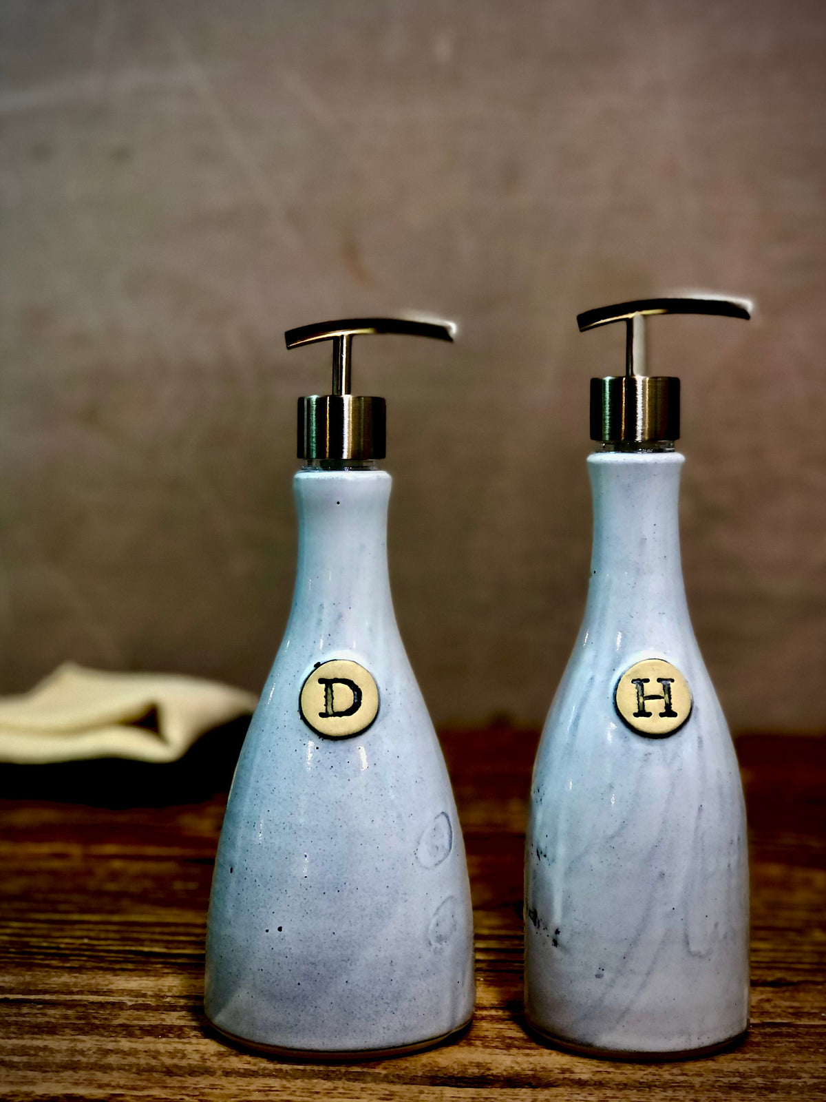 Hand Thrown Stoneware Soap Lotion Dispenser Pump White Stone Set Dish & Hand