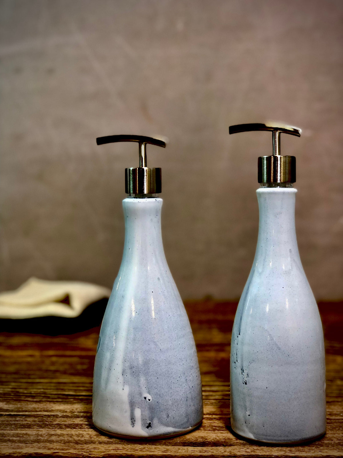 Hand Thrown Stoneware Soap Lotion Dispenser Pump White Stone Set Dish & Hand