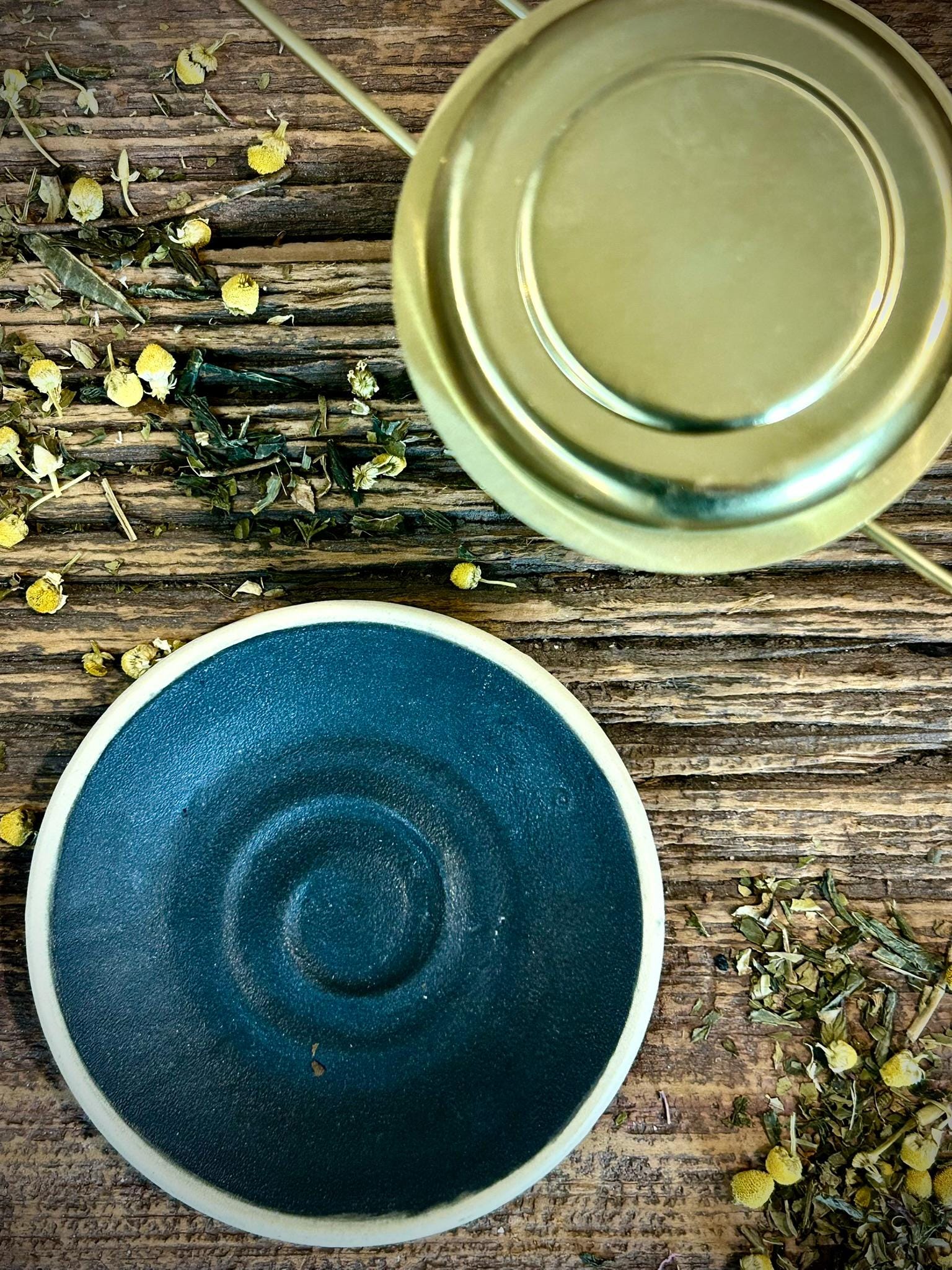 Loose Leaf Tea Infuser & Handmade Ceramic Drip Plate SET | Stainless Steel Steeper | Blackstone Stoneware Rest | Tea Brewing Accessories