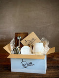 Handmade Loose Leaf Tea Gift Set | Ceramic Bell Mug with Lid, Stainless Steel Infuser, Tea Scoop & Acacia Tray | White Dove