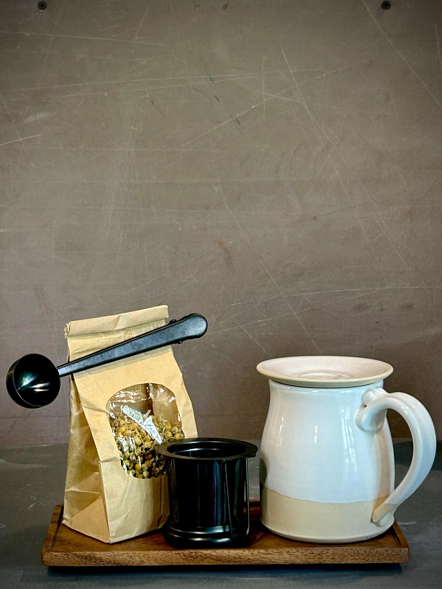 Handmade Loose Leaf Tea Gift Set | Ceramic Bell Mug with Lid, Stainless Steel Infuser, Tea Scoop & Acacia Tray | White Dove