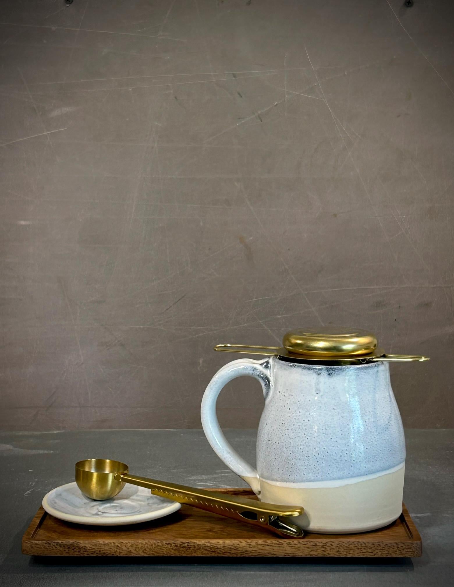 Handmade Loose Leaf Tea Gift Set | Ceramic Bell Mug with Lid, Stainless Steel Infuser, Tea Scoop & Acacia Tray | Linen Gray | Gift Basket