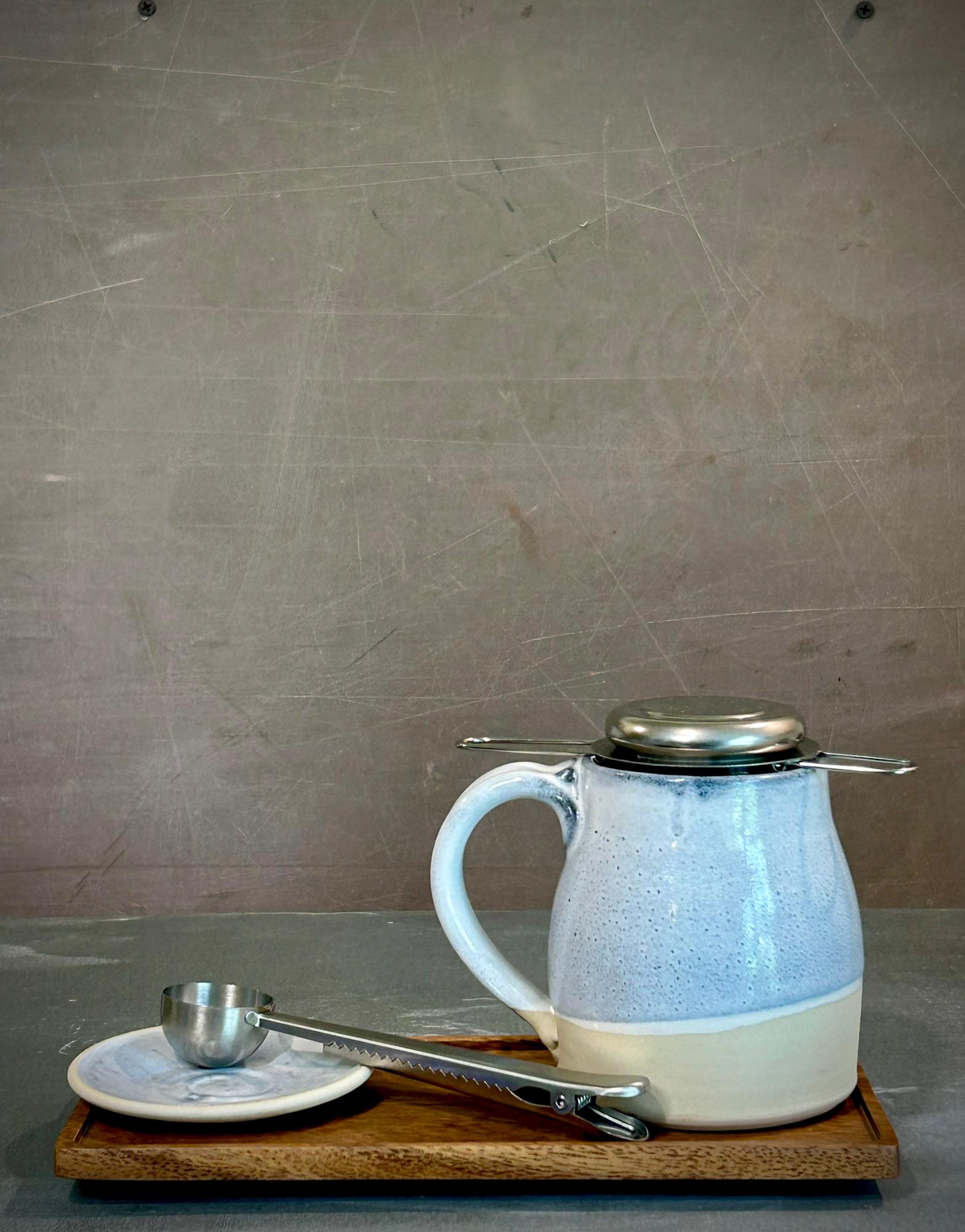 Handmade Loose Leaf Tea Gift Set | Ceramic Bell Mug with Lid, Stainless Steel Infuser, Tea Scoop & Acacia Tray | Linen Gray | Gift Basket