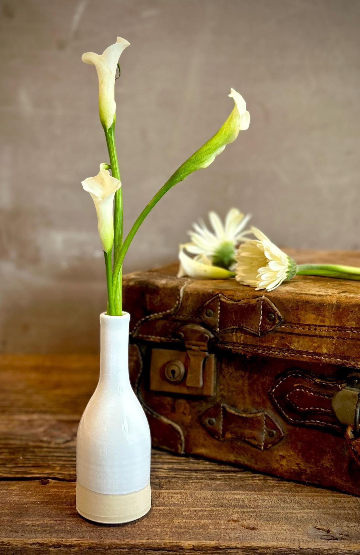 White Dove Bud Vase | Handmade Ceramic | Wheel-Thrown Stoneware Flower Vase | 8" Mini Pottery Vase| Modern Farmhouse Decor