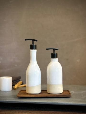 Handmade Ceramic Willow Soap Dispenser | White Dove Stoneware Soap Pump | Refillable Bathroom & Kitchen Pump Modern Farmhouse Decor