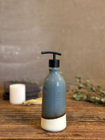 Handmade Ceramic Classic Soap Dispenser | Riverdrift Stoneware Soap Pump | Refillable Bathroom & Kitchen Pump | Modern Farmhouse Decor