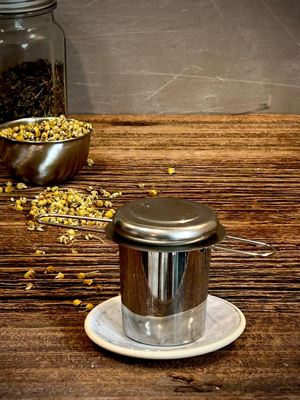 Loose Leaf Tea Infuser & Handmade Ceramic Drip Plate SET | Stainless Steel Steeper | Linen Gray Stoneware Rest | Tea Brewing Accessories