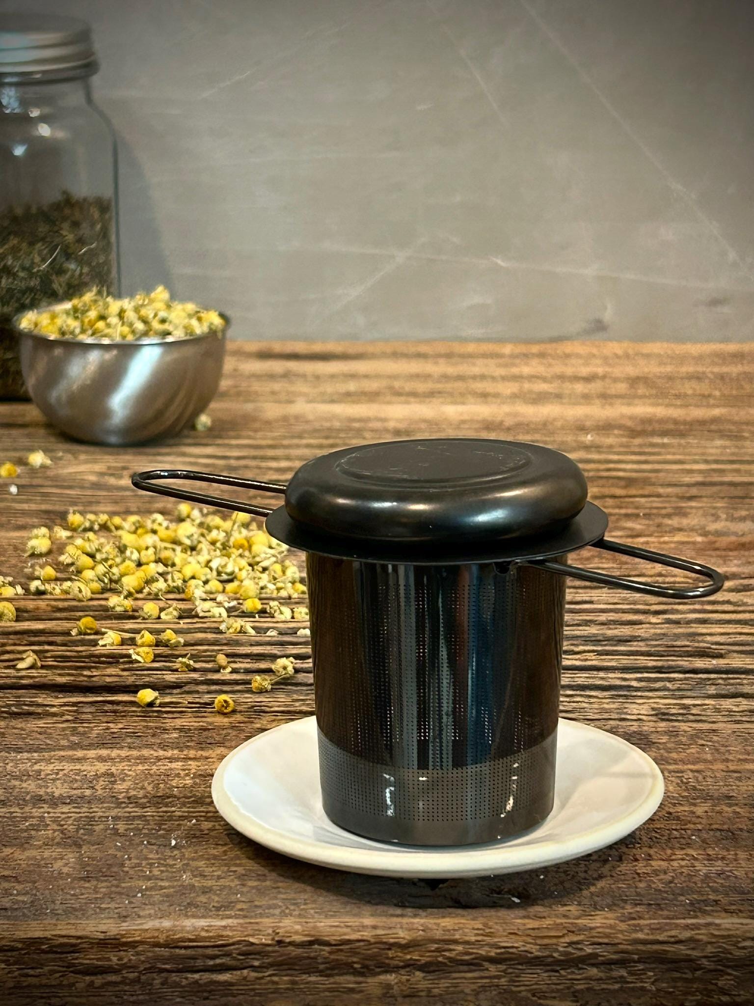 Loose Leaf Tea Infuser & Handmade Ceramic Drip Plate SET | Stainless Steel Steeper | White Dove Stoneware Rest | Tea Brewing Accessories