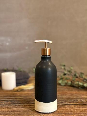 Handmade Ceramic Classic Soap Dispenser | Blackstone Stoneware Soap Pump | Refillable Bathroom & Kitchen Pump | Modern Farmhouse Decor