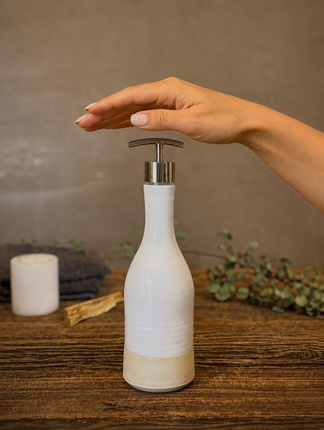 Handmade Ceramic Willow Soap Dispenser | White Dove Stoneware Soap Pump | Refillable Bathroom & Kitchen Pump Modern Farmhouse Decor