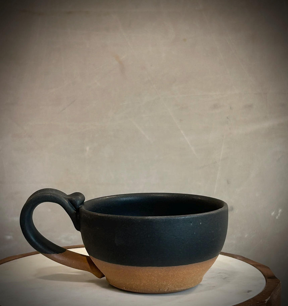 Handmade Stoneware Cappuccino Mug | Wheel-Thrown Matte Blackstone Ceramic Coffee Cup | 10–12 oz Dune Body
