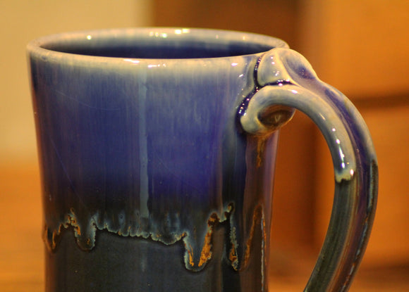 Hand ThrownSnowflake Blue Pottery Mug Standard Style
