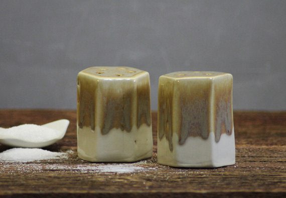 Stoneware pottery Salt and Pepper Shaker set White Caramel brown cream Short